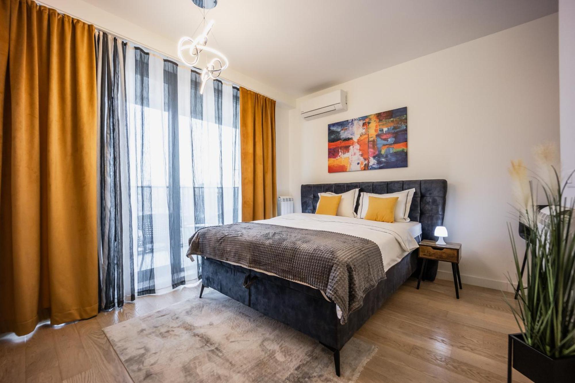 Injoy Apartment